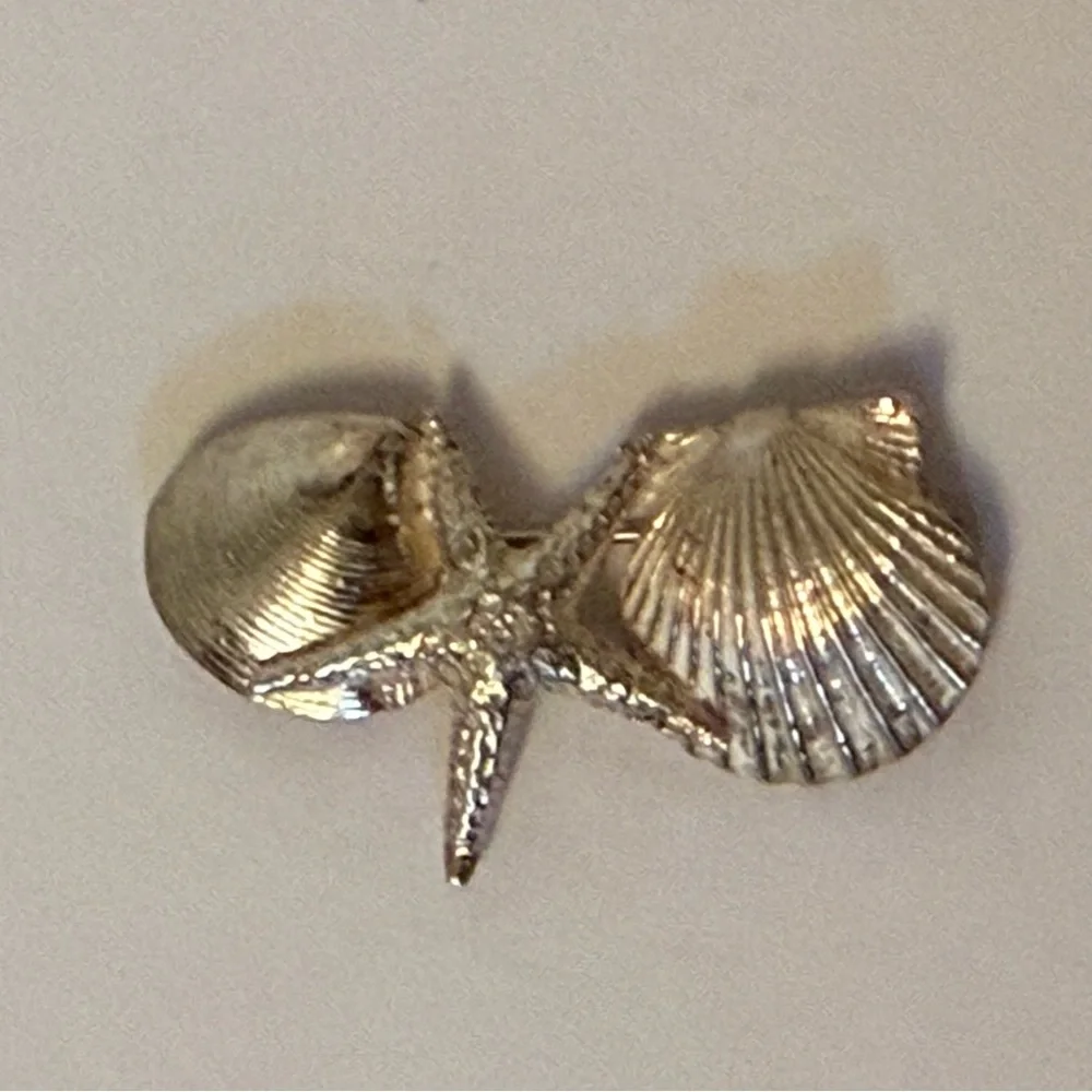 THOMAS TSO TT NATIVE AMERICAN NAVAJO BROOCH STERLING SILVER SEA LIFE SHELLS